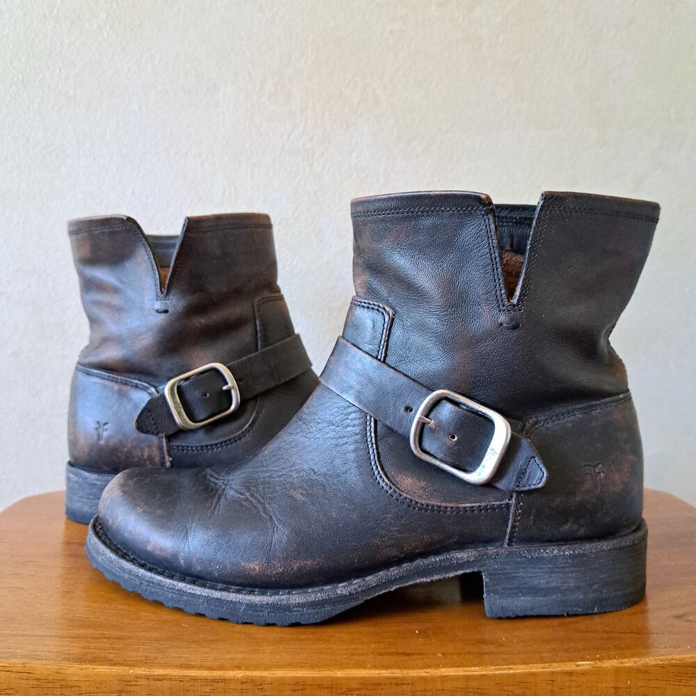 FRYE Veronica Flex Bootie Women's 8 Ankle Boot Antique Black Brown Distressed